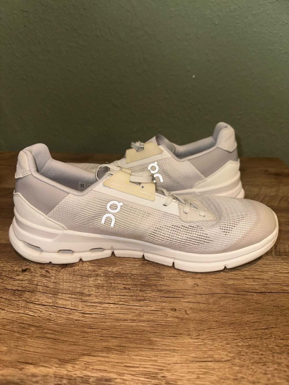 On Cloudrift Running Shoes White Frost Ivory - Picture 6 of 10
